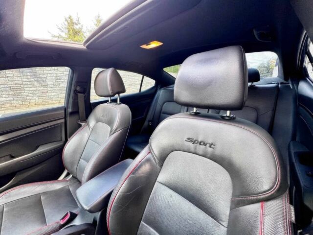 Хендай Элантра 2019 в Киеве на Automoto.ua Серый Хендай Элантра, объемом двигателя 1.6 л и пробегом 36 тыс. км за 5300 $, фото 11 на Automoto.ua