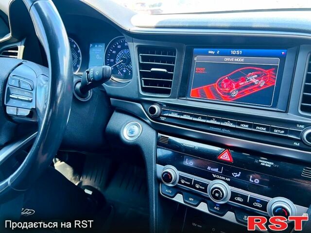 Сірий Хендай Елантра, об'ємом двигуна 2 л та пробігом 106 тис. км за 11999 $, фото 11 на Automoto.ua