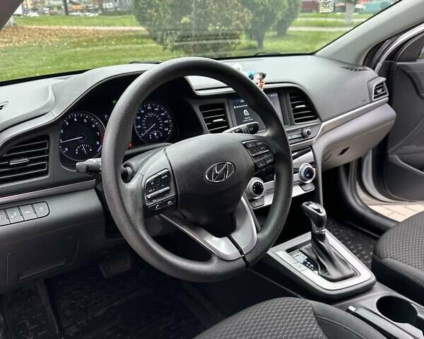 Серый Хендай Элантра, объемом двигателя 2 л и пробегом 62 тыс. км за 14700 $, фото 30 на Automoto.ua