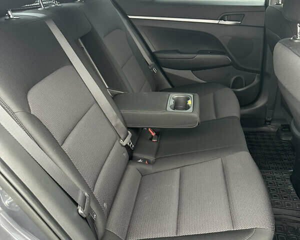 Хендай Элантра 2020 в Киеве на Automoto.ua Серый Хендай Элантра, объемом двигателя 1.59 л и пробегом 100 тыс. км за 13700 $, фото 26 на Automoto.ua