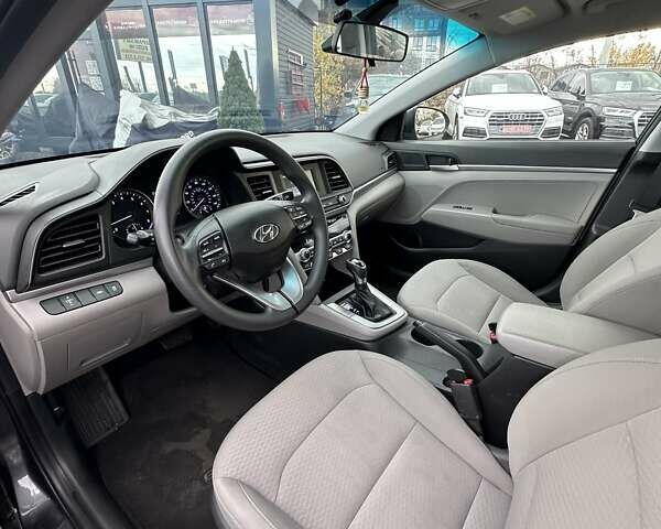Серый Хендай Элантра, объемом двигателя 2 л и пробегом 66 тыс. км за 14900 $, фото 16 на Automoto.ua