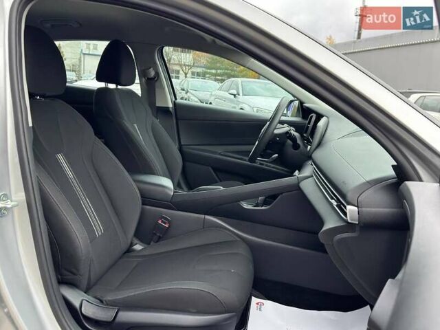 Серый Хендай Элантра, объемом двигателя 2 л и пробегом 44 тыс. км за 16500 $, фото 19 на Automoto.ua