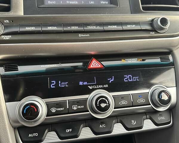 Серый Хендай Элантра, объемом двигателя 2 л и пробегом 66 тыс. км за 14900 $, фото 38 на Automoto.ua