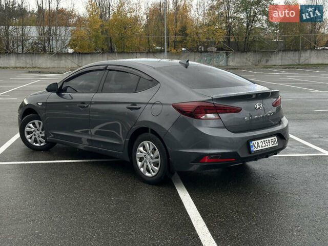 Хендай Элантра 2020 в Киеве на Automoto.ua Серый Хендай Элантра, объемом двигателя 1.59 л и пробегом 100 тыс. км за 13700 $, фото 9 на Automoto.ua
