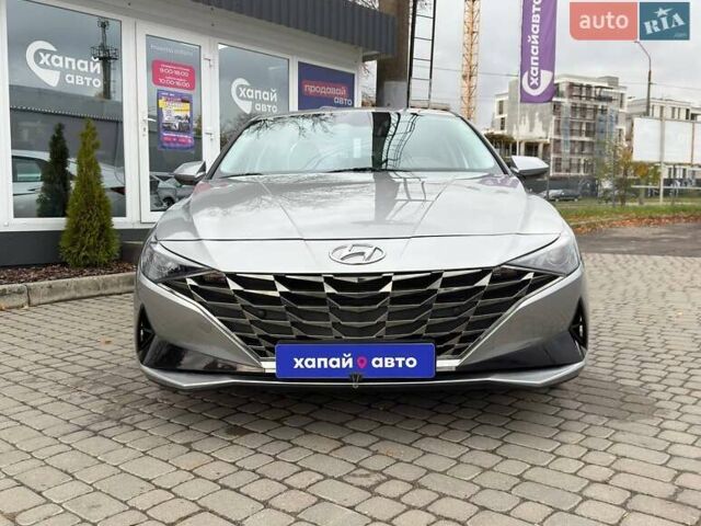 Серый Хендай Элантра, объемом двигателя 2 л и пробегом 44 тыс. км за 16500 $, фото 1 на Automoto.ua