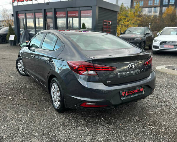 Сірий Хендай Елантра, об'ємом двигуна 2 л та пробігом 66 тис. км за 14900 $, фото 8 на Automoto.ua