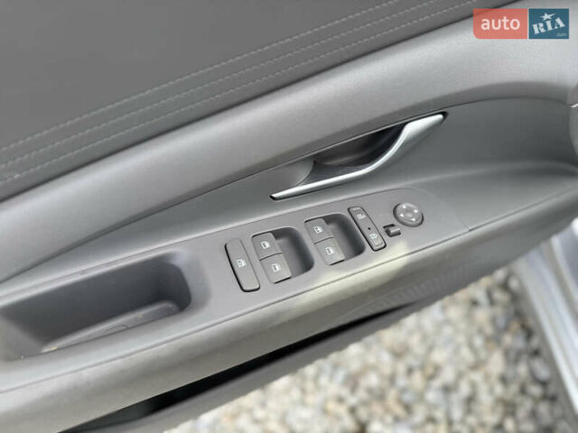 Хендай Элантра 2020 в Ивано-Франковске на Automoto.ua Серый Хендай Элантра, объемом двигателя 2 л и пробегом 113 тыс. км за 15000 $, фото 16 на Automoto.ua