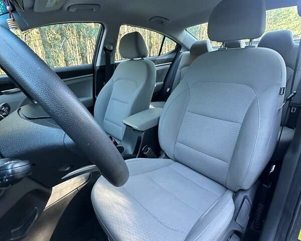 Серый Хендай Элантра, объемом двигателя 2 л и пробегом 66 тыс. км за 15500 $, фото 15 на Automoto.ua