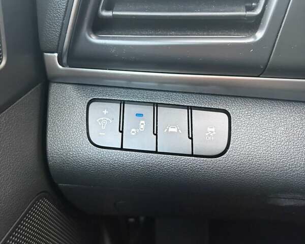 Сірий Хендай Елантра, об'ємом двигуна 2 л та пробігом 68 тис. км за 14900 $, фото 17 на Automoto.ua