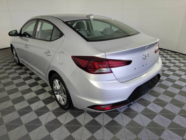 Серый Хендай Элантра, объемом двигателя 2 л и пробегом 53 тыс. км за 11800 $, фото 1 на Automoto.ua