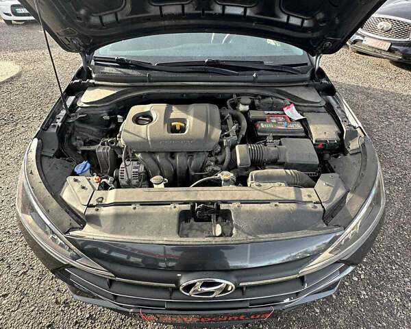 Сірий Хендай Елантра, об'ємом двигуна 2 л та пробігом 66 тис. км за 14900 $, фото 41 на Automoto.ua