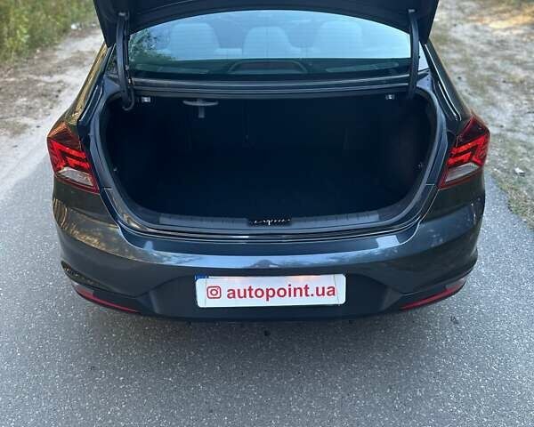 Серый Хендай Элантра, объемом двигателя 2 л и пробегом 66 тыс. км за 15500 $, фото 13 на Automoto.ua