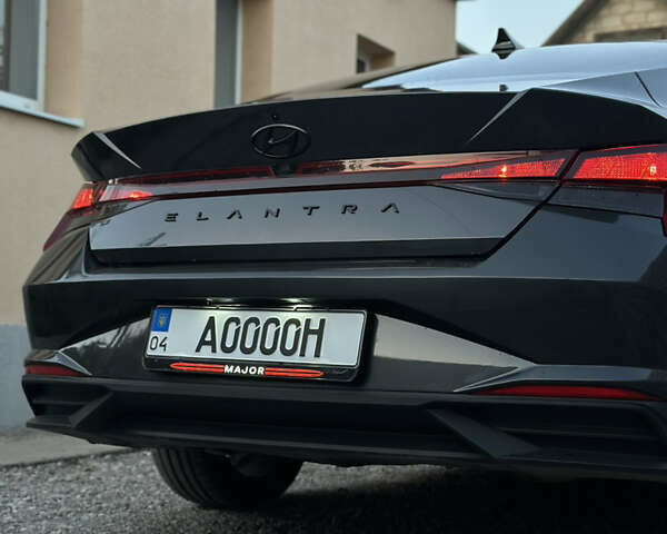 Сірий Хендай Елантра, об'ємом двигуна 2 л та пробігом 66 тис. км за 16500 $, фото 1 на Automoto.ua