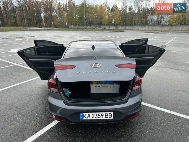 Хендай Элантра 2020 в Киеве на Automoto.ua Серый Хендай Элантра, объемом двигателя 1.59 л и пробегом 100 тыс. км за 13700 $, фото 15 на Automoto.ua