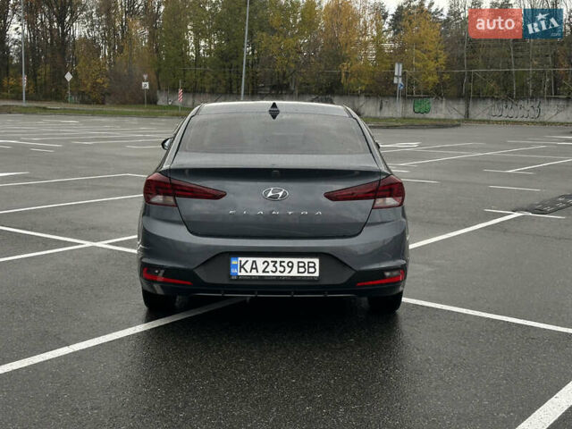 Хендай Элантра 2020 в Киеве на Automoto.ua Серый Хендай Элантра, объемом двигателя 1.59 л и пробегом 100 тыс. км за 13700 $, фото 8 на Automoto.ua
