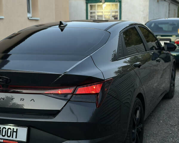 Сірий Хендай Елантра, об'ємом двигуна 2 л та пробігом 66 тис. км за 16500 $, фото 4 на Automoto.ua