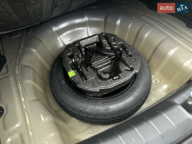 Хендай Элантра 2020 в Киеве на Automoto.ua Серый Хендай Элантра, объемом двигателя 1.59 л и пробегом 100 тыс. км за 13700 $, фото 33 на Automoto.ua