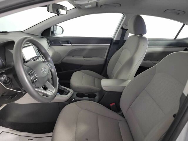 Серый Хендай Элантра, объемом двигателя 2 л и пробегом 53 тыс. км за 11800 $, фото 9 на Automoto.ua