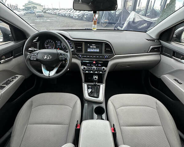 Сірий Хендай Елантра, об'ємом двигуна 2 л та пробігом 66 тис. км за 14900 $, фото 17 на Automoto.ua