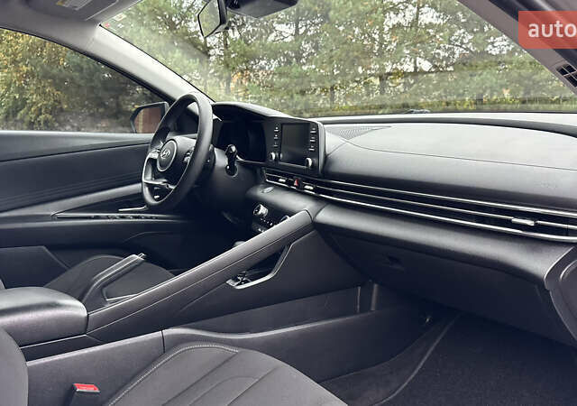 Серый Хендай Элантра, объемом двигателя 2 л и пробегом 135 тыс. км за 17200 $, фото 29 на Automoto.ua