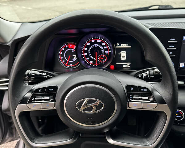 Сірий Хендай Елантра, об'ємом двигуна 2 л та пробігом 135 тис. км за 16700 $, фото 32 на Automoto.ua