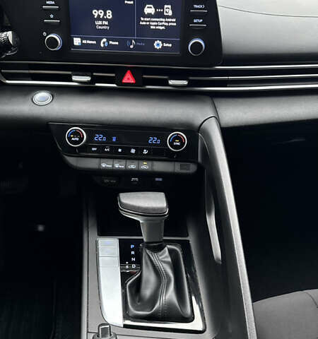 Сірий Хендай Елантра, об'ємом двигуна 2 л та пробігом 135 тис. км за 16700 $, фото 30 на Automoto.ua