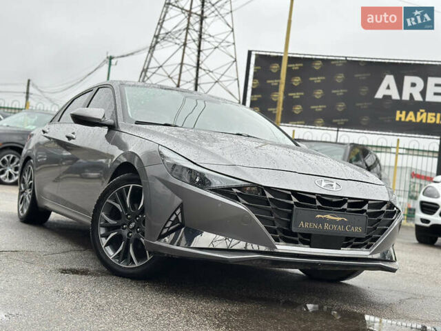 Сірий Хендай Елантра, об'ємом двигуна 1.59 л та пробігом 63 тис. км за 15600 $, фото 2 на Automoto.ua