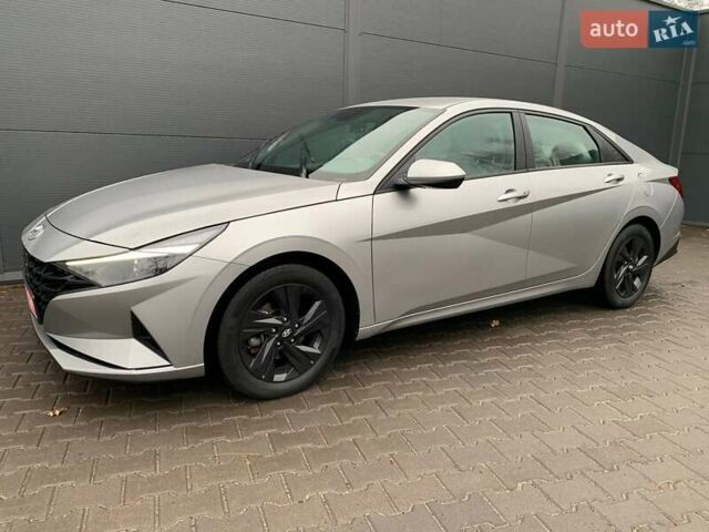 Серый Хендай Элантра, объемом двигателя 2 л и пробегом 69 тыс. км за 17900 $, фото 4 на Automoto.ua