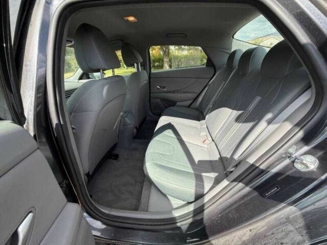 Хендай Элантра 2021 в Тернополе на Automoto.ua Серый Хендай Элантра, объемом двигателя 2 л и пробегом 34 тыс. км за 4300 $, фото 6 на Automoto.ua