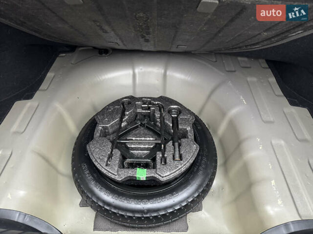 Сірий Хендай Елантра, об'ємом двигуна 2 л та пробігом 135 тис. км за 16700 $, фото 23 на Automoto.ua