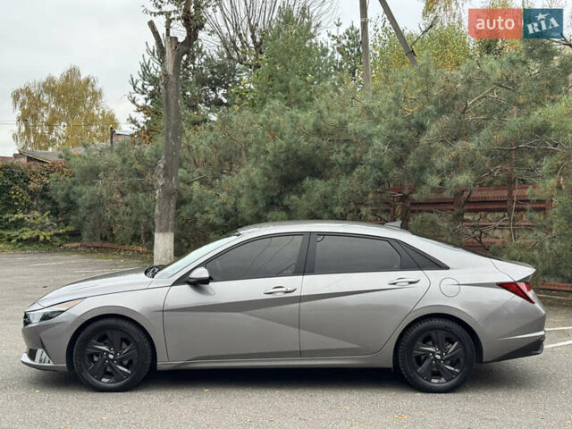 Сірий Хендай Елантра, об'ємом двигуна 2 л та пробігом 135 тис. км за 16700 $, фото 11 на Automoto.ua