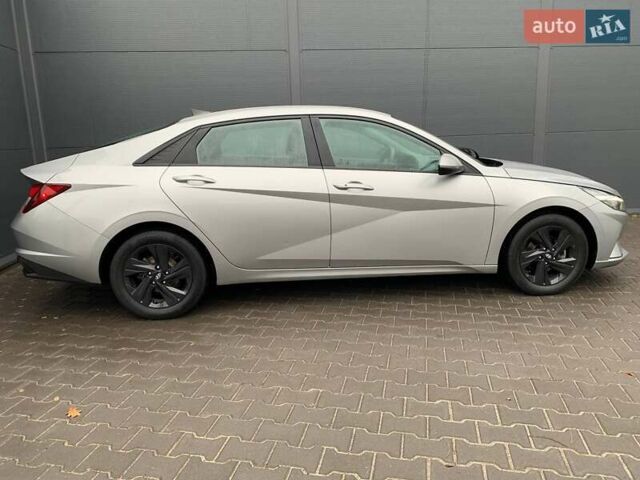 Серый Хендай Элантра, объемом двигателя 2 л и пробегом 69 тыс. км за 17900 $, фото 6 на Automoto.ua