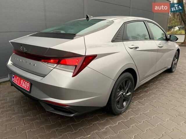 Серый Хендай Элантра, объемом двигателя 2 л и пробегом 69 тыс. км за 17900 $, фото 8 на Automoto.ua