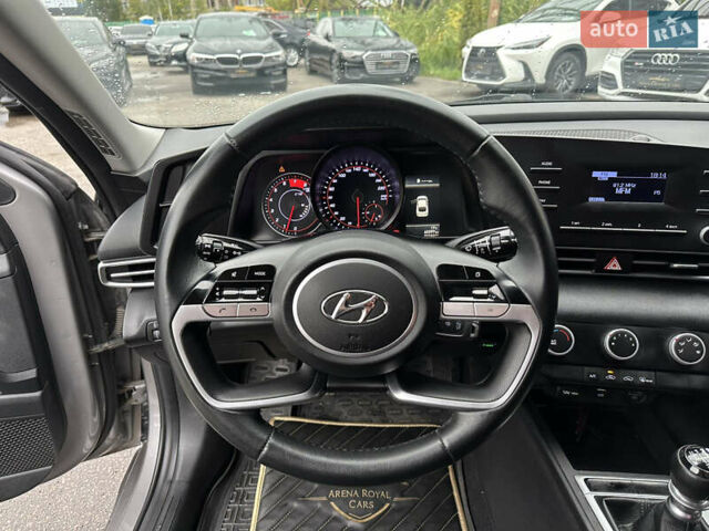 Сірий Хендай Елантра, об'ємом двигуна 1.59 л та пробігом 63 тис. км за 15600 $, фото 26 на Automoto.ua