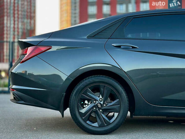 Серый Хендай Элантра, объемом двигателя 2 л и пробегом 118 тыс. км за 18800 $, фото 15 на Automoto.ua