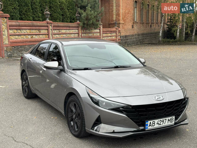 Серый Хендай Элантра, объемом двигателя 2 л и пробегом 135 тыс. км за 17200 $, фото 4 на Automoto.ua