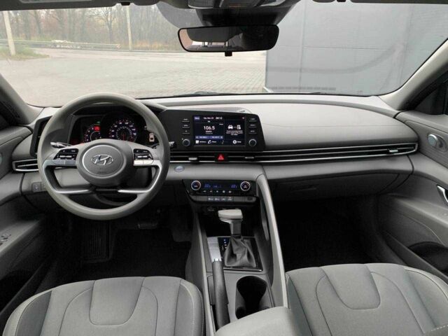 Сірий Хендай Елантра, об'ємом двигуна 2 л та пробігом 69 тис. км за 4900 $, фото 10 на Automoto.ua