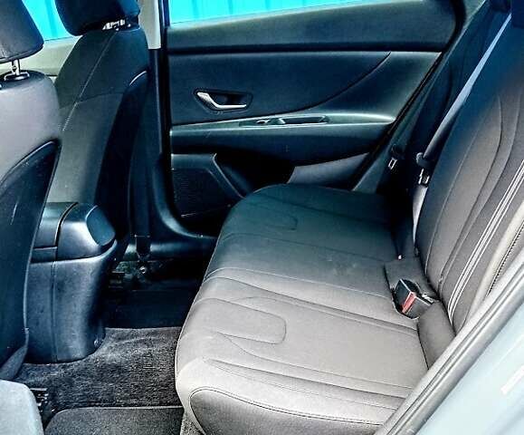 Серый Хендай Элантра, объемом двигателя 2 л и пробегом 68 тыс. км за 19970 $, фото 7 на Automoto.ua