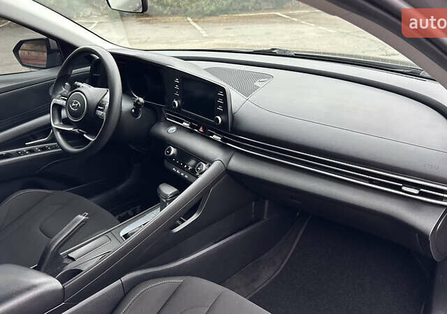 Сірий Хендай Елантра, об'ємом двигуна 2 л та пробігом 135 тис. км за 16700 $, фото 26 на Automoto.ua