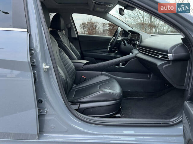 Серый Хендай Элантра, объемом двигателя 1.58 л и пробегом 65 тыс. км за 18999 $, фото 57 на Automoto.ua