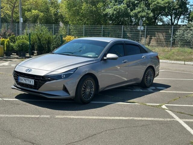 Серый Хендай Элантра, объемом двигателя 1.6 л и пробегом 53 тыс. км за 20000 $, фото 1 на Automoto.ua