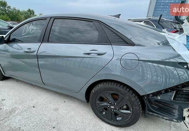 Серый Хендай Элантра, объемом двигателя 2 л и пробегом 83 тыс. км за 7800 $, фото 12 на Automoto.ua