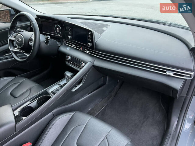 Серый Хендай Элантра, объемом двигателя 1.58 л и пробегом 65 тыс. км за 18999 $, фото 59 на Automoto.ua