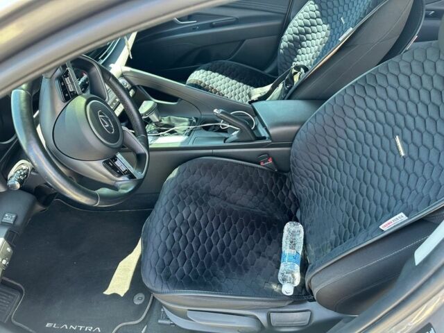 Серый Хендай Элантра, объемом двигателя 1.6 л и пробегом 53 тыс. км за 20000 $, фото 6 на Automoto.ua