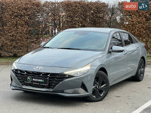 Серый Хендай Элантра, объемом двигателя 1.58 л и пробегом 65 тыс. км за 18999 $, фото 6 на Automoto.ua