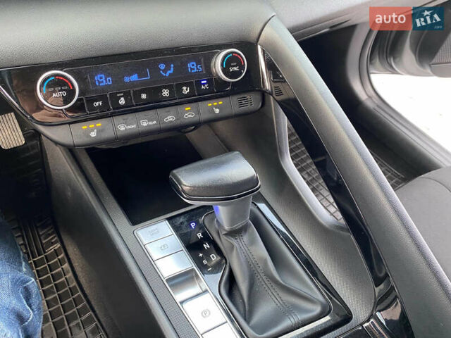 Серый Хендай Элантра, объемом двигателя 1.59 л и пробегом 87 тыс. км за 20000 $, фото 8 на Automoto.ua
