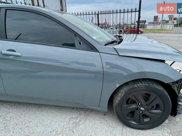 Сірий Хендай Елантра, об'ємом двигуна 2 л та пробігом 83 тис. км за 8200 $, фото 15 на Automoto.ua