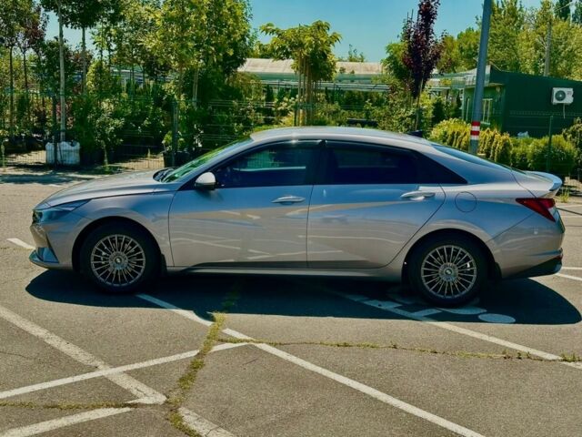 Серый Хендай Элантра, объемом двигателя 1.6 л и пробегом 53 тыс. км за 20000 $, фото 2 на Automoto.ua