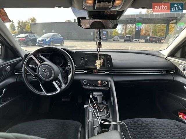 Сірий Хендай Елантра, об'ємом двигуна 1.59 л та пробігом 57 тис. км за 19500 $, фото 9 на Automoto.ua