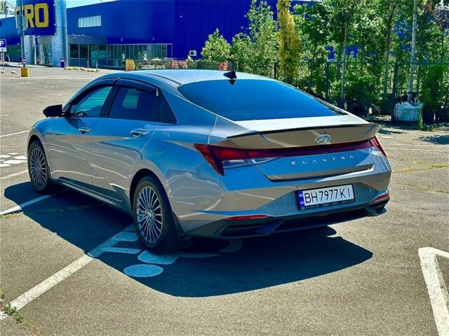 Серый Хендай Элантра, объемом двигателя 1.6 л и пробегом 53 тыс. км за 20000 $, фото 4 на Automoto.ua